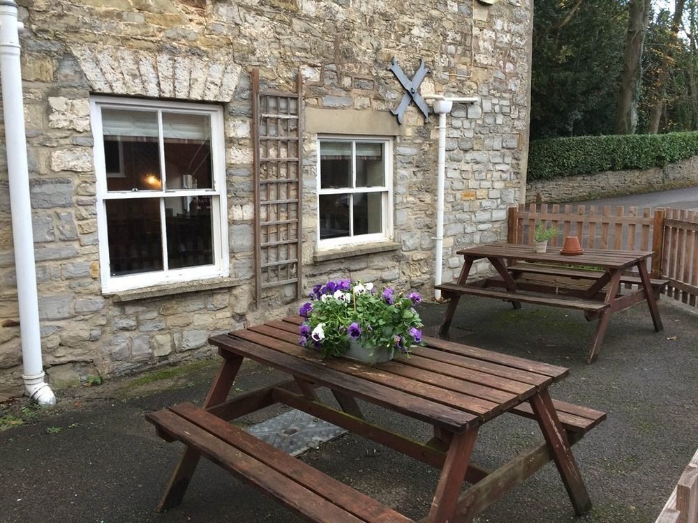 The Hatch Inn Taunton Buitenkant foto